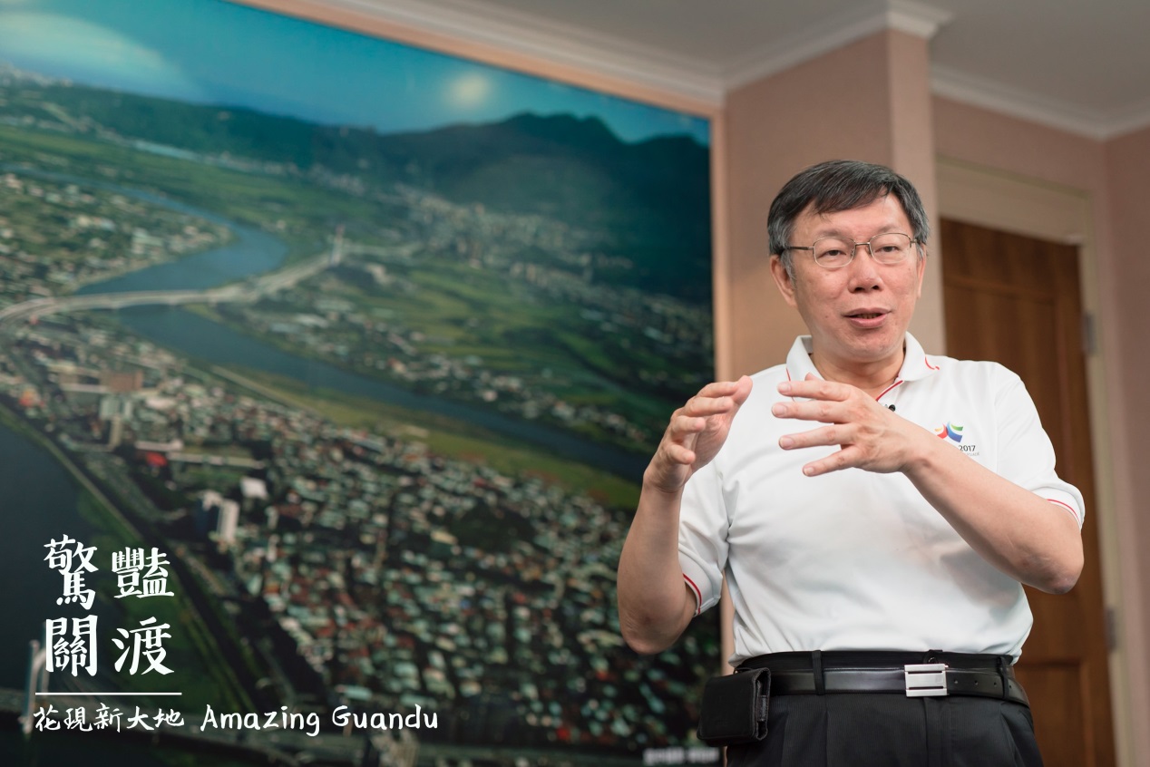 3.台北市長柯文哲拍攝宣傳影片介紹花海五大賣點