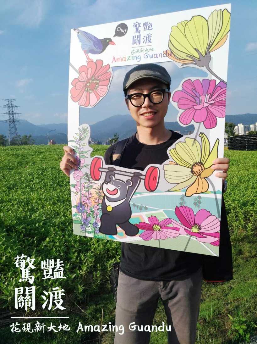10. 花海熊讚限定花框拍照