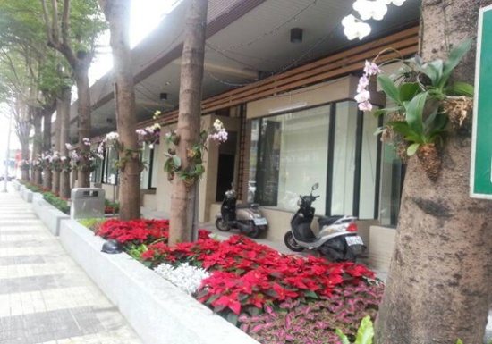 士東市場外牆整修後