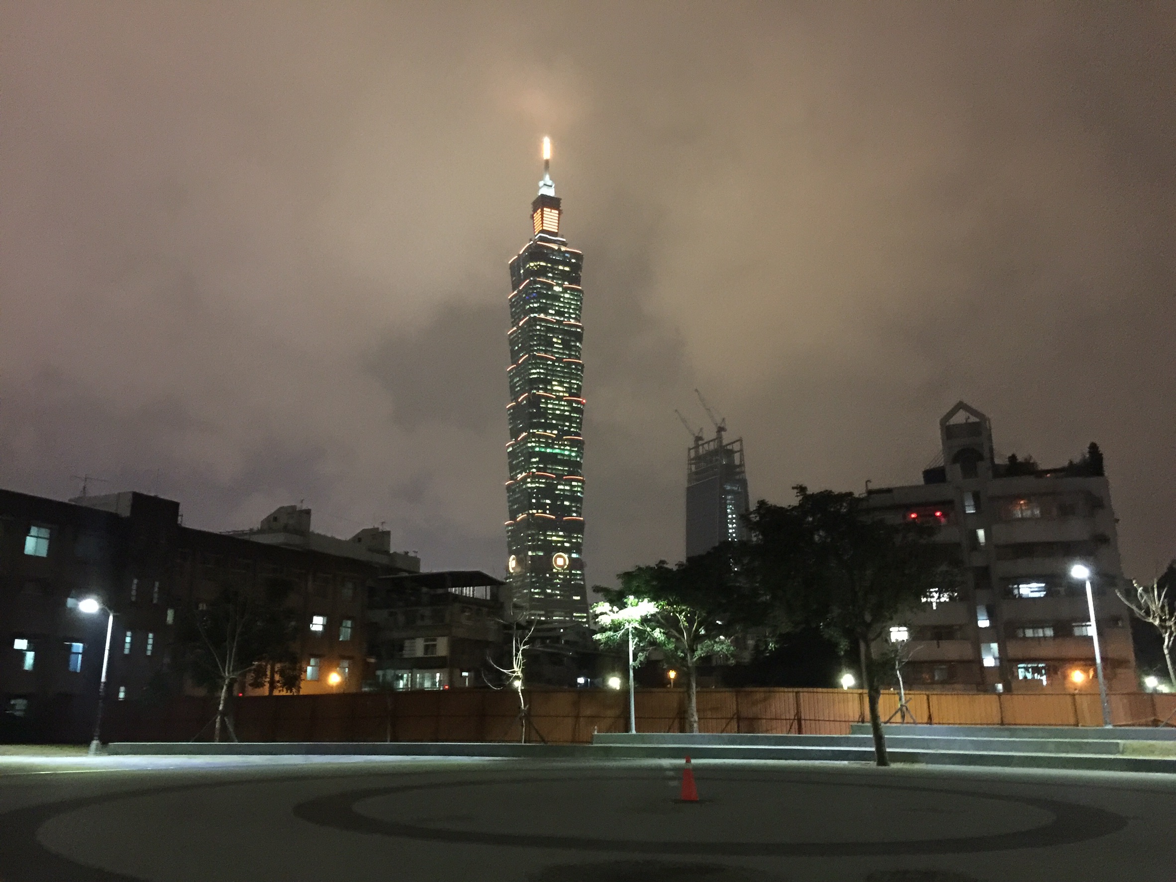 視野開闊的景勤1號公園是觀賞臺北101跨年煙火的絕佳地點