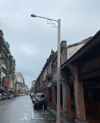 圖6 造型路燈的點綴下，廣州街更具地方特色。