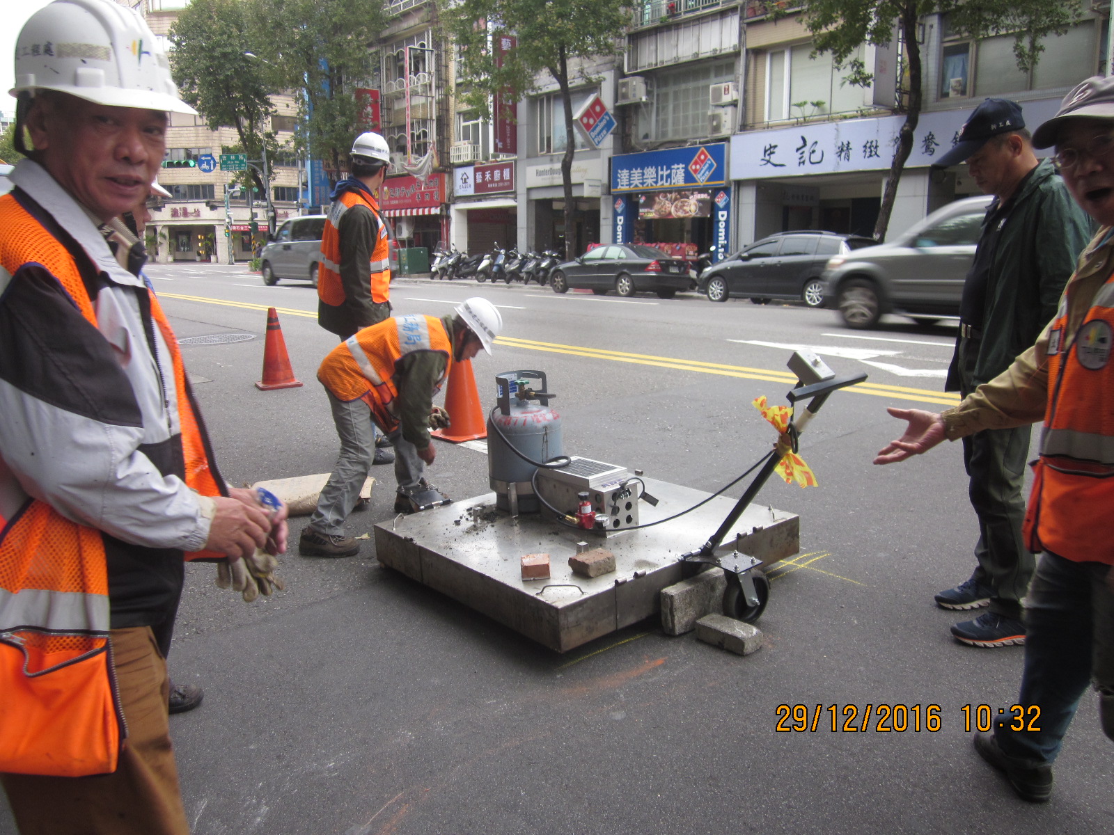 道路養護精進作為_加熱燙鈑工法