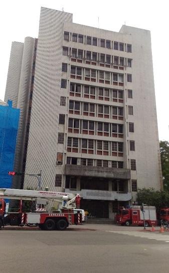 建成大樓正面
