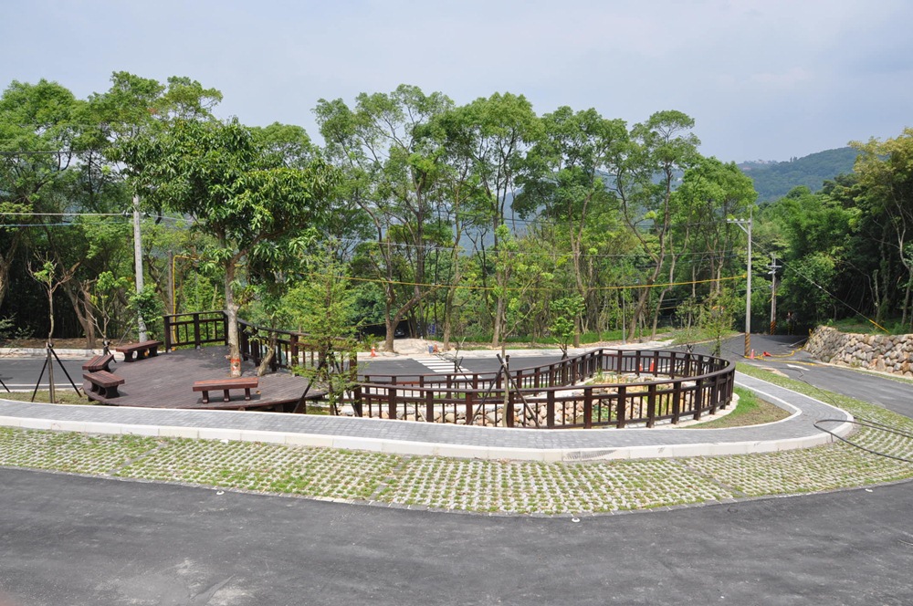  太陽廣場與<br/>月亮生態池完工啟用