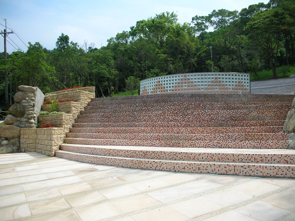  太陽廣場與<br/>月亮生態池完工啟用