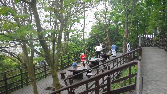 附圖2 仙跡岩出遊走春好去處