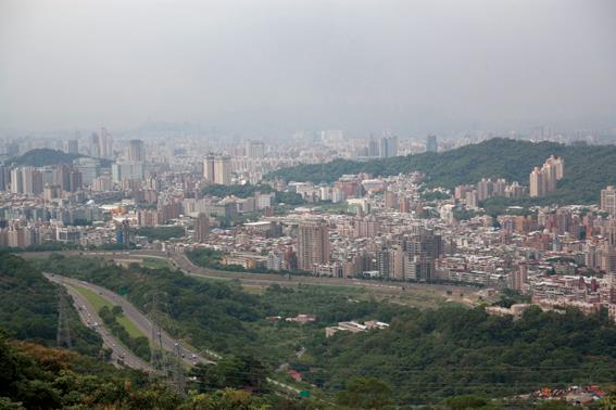 樟山寺步道-賞桐花、眺遠景