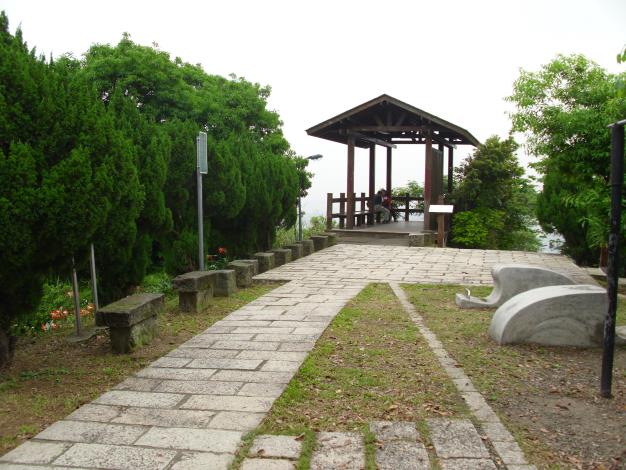 120高地步道涼亭-120高地