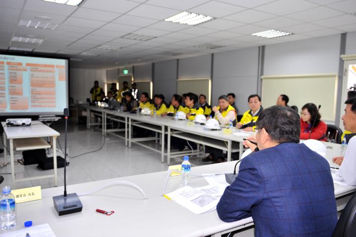 柯文哲市長視察世大運選手村8