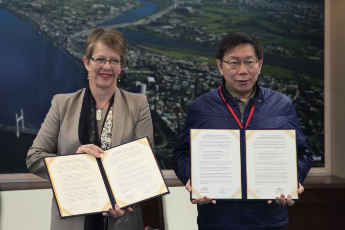 本市與紐西蘭威靈頓簽署締結夥伴市合作備忘錄3