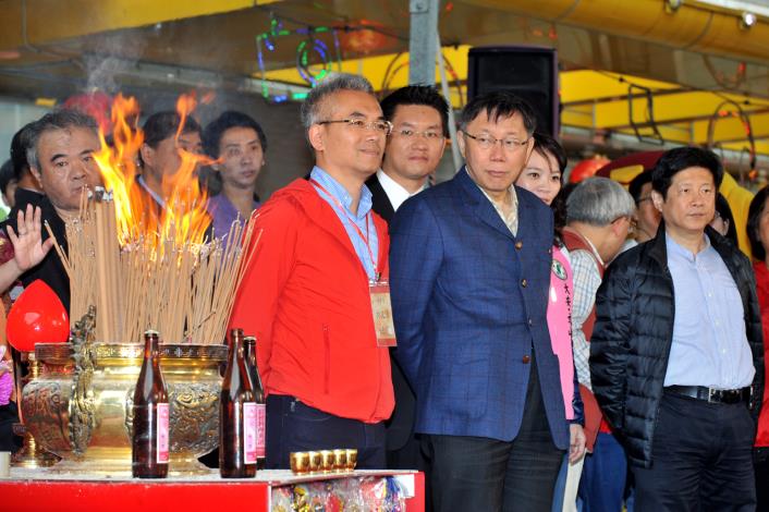 出席光華數位新天地開春開工團拜2