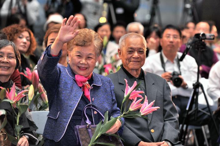 柯市長出席臺北市政府104年度婦女節慶祝活動2