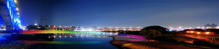 自行車橋夜景模擬