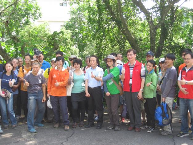 林副市長與志工及本處同仁現場合影