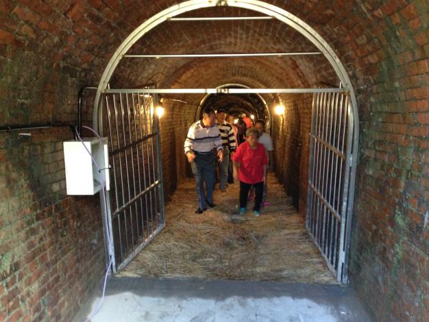 德興煤礦讓人猶如置身於金瓜石中