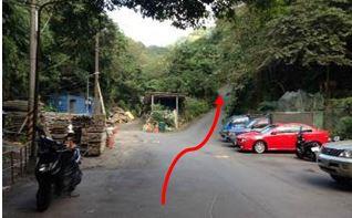 指引路線-至信義路5段150巷471弄後稍向右轉即可抵達。