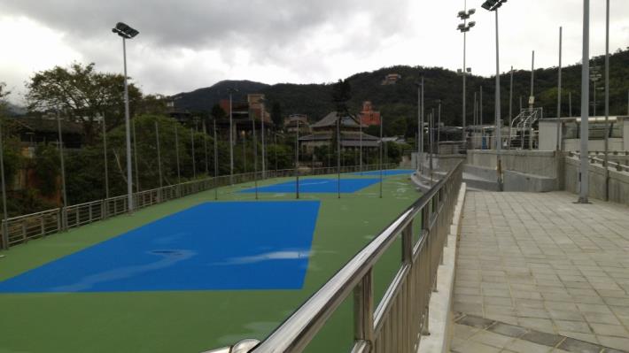 降挖 東吳大學網球場作為滯洪空間