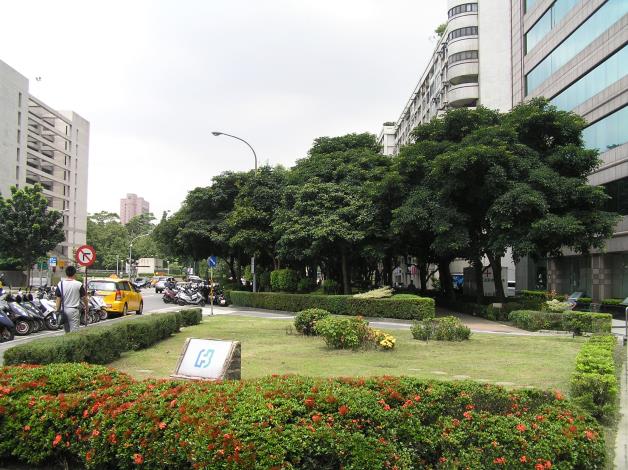信義350號公園部分