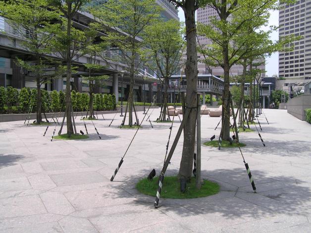 信義21號廣場
