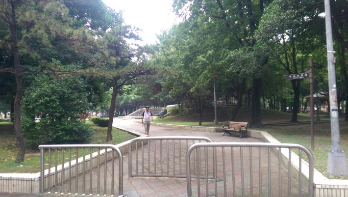 照片8. 公園更新前-西側入口廣場