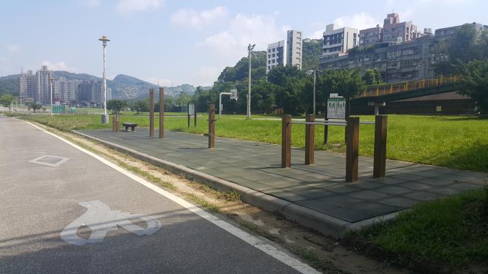 固定式體健設施