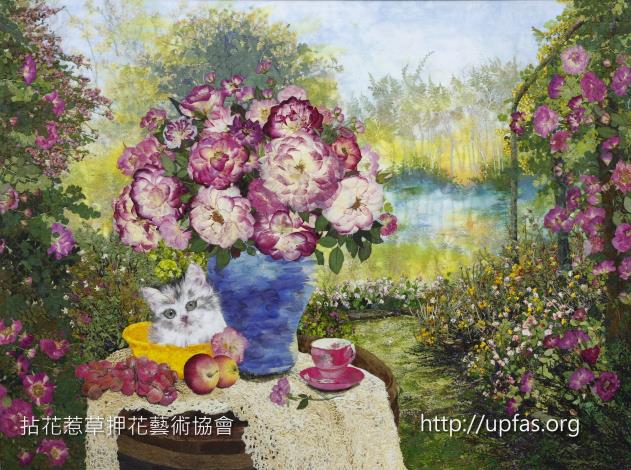 圖5、玫瑰、貓咪栩栩如生的押花藝術作品，映如眼簾。
