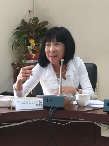 3.文化大學郭瓊瑩副教授