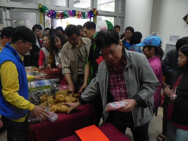 再生家具歲末年終回饋大拍賣活動照片2