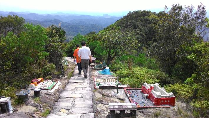 鯉魚山步道小人國模型造景