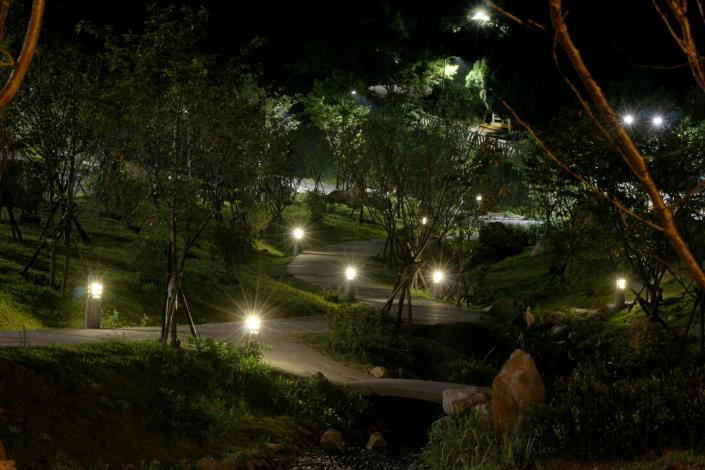 圖3.陽明公園夜景照