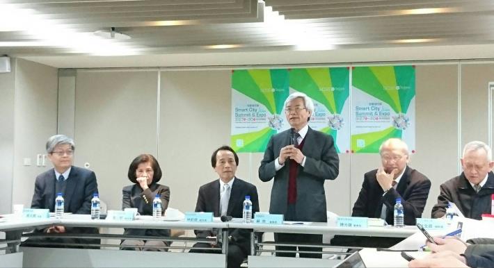 圖說：台灣智慧城市產業聯盟蘇亮會長與會分享