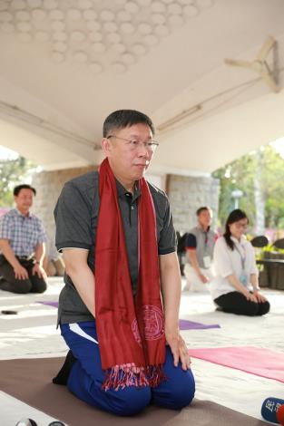 市長體驗瑜珈課程