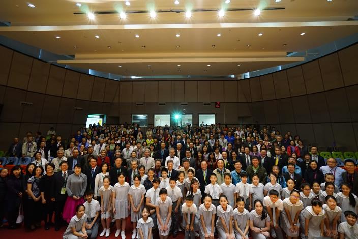 (圖6)開幕式在市長與副總統共同參與下，宣示生態重要性