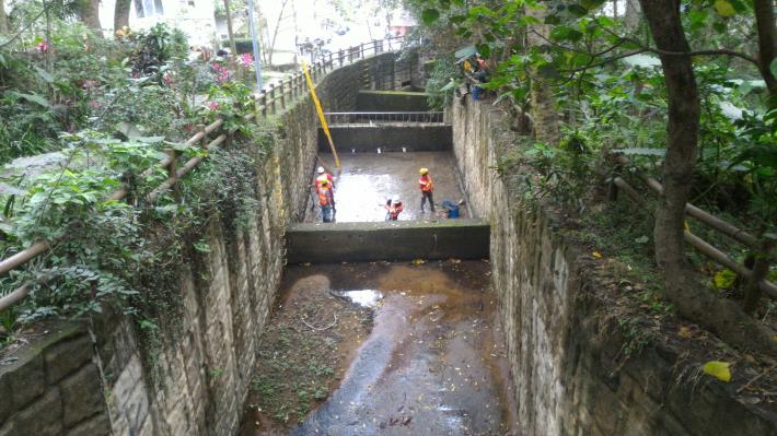臺北市DF049土石流潛勢溪流滯洪沉砂池清淤情形