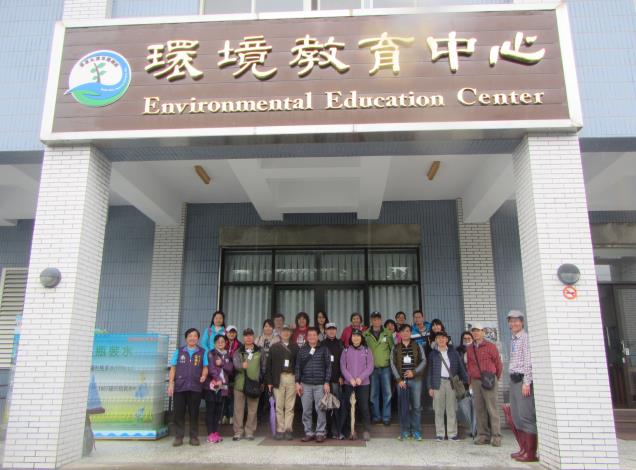 圖1.深溝水源生態園區團體照