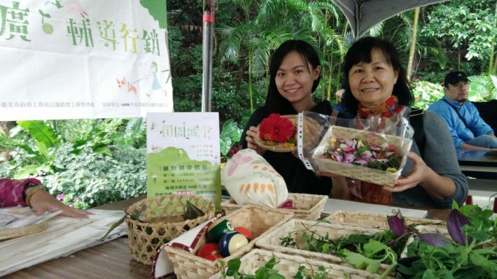 圖4 新鮮植物製作田園植物槌染等你來