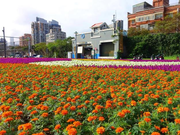 107年臺北市觀山河濱花海 觀山(基5號)疏散門前廣場