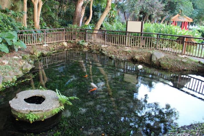 照片2：天和公園-市定古蹟番仔井自然湧泉清澈極富生態