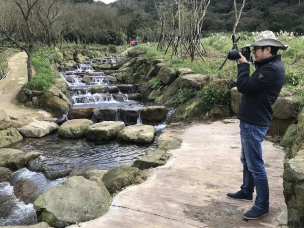 陽明溪等著攝影愛好者前來取景拍攝