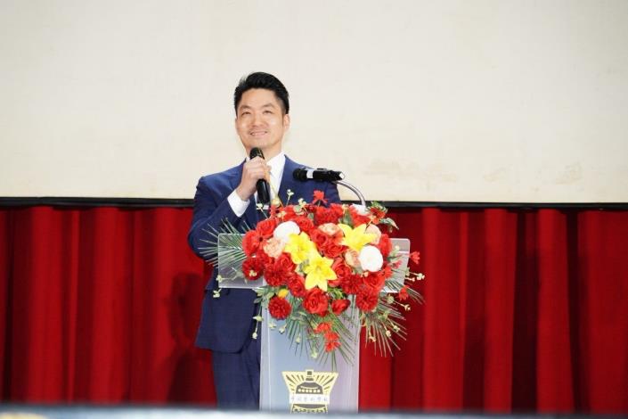 蔣萬安出席華岡藝校50週年校慶
