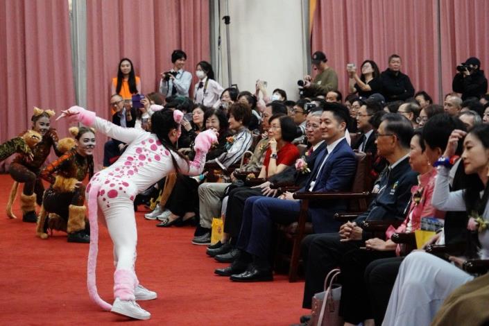 蔣萬安出席華岡藝校50週年校慶