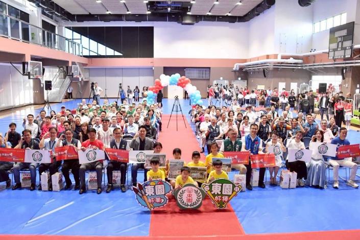 東園國小捷運共構大樓啟用3