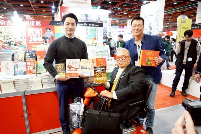 0204-2026台北國際書展參訪、寫臺北年度書獎頒獎暨文化小旅行新書發表照片系列4