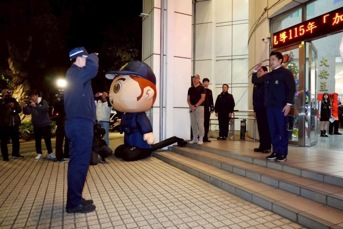 115年加強重要節日安全維護首日聯合稽查系列照片共8張(第7張)