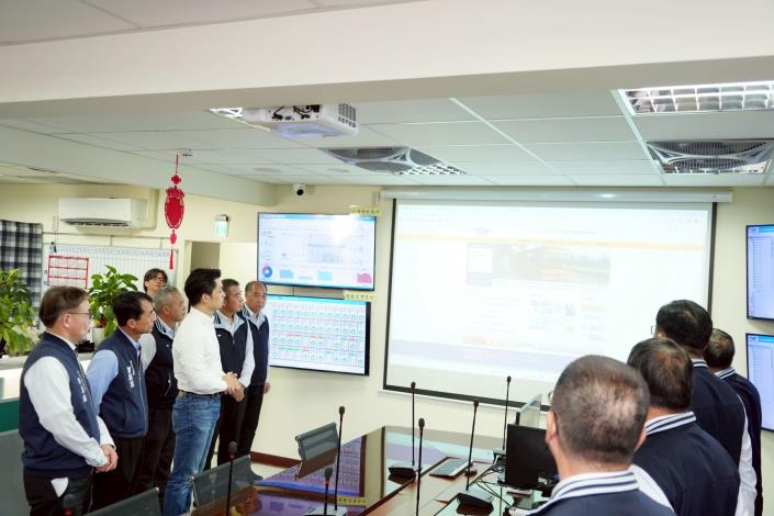 臺北市115年春節期間慰問本市市區公車業者及駕駛長 大南汽車照片系列(第7張)