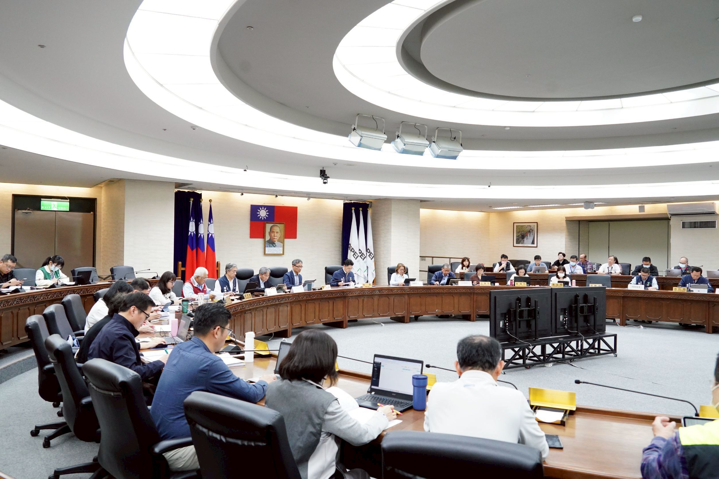 臺北市政府維護公共安全督導會報系列照片共4張(第3張)