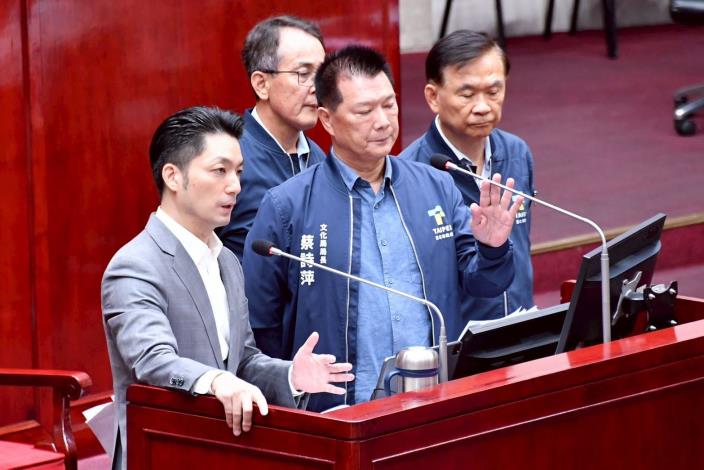 市政總質詢第二日-1
