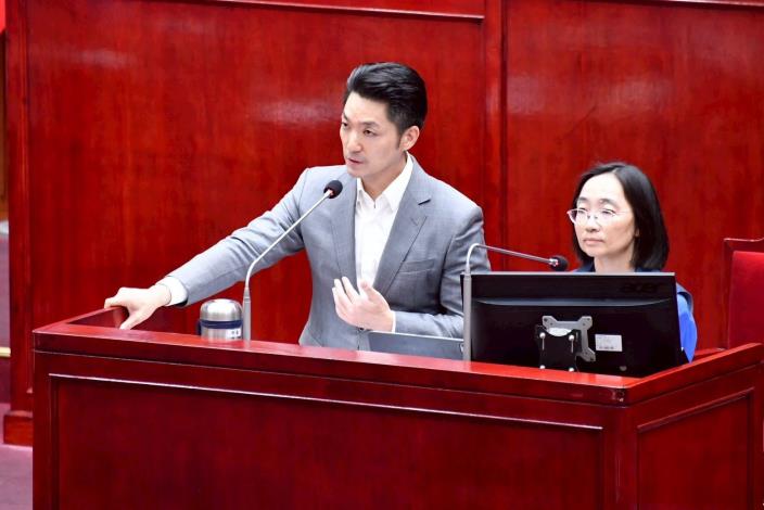 市政總質詢第二日