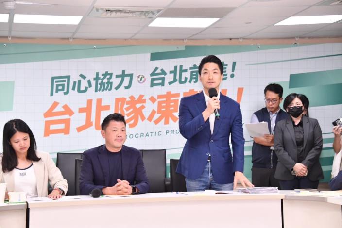 0729-向民進黨黨團說明重大議法案圖片系列(共2張)