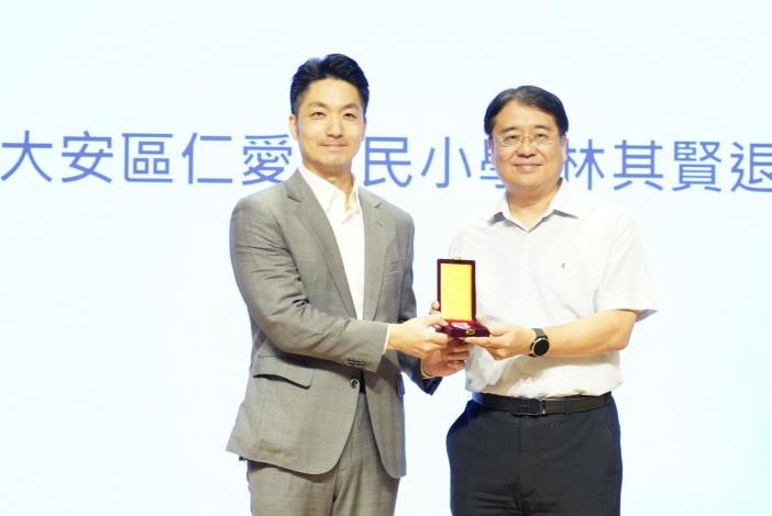 公私立國小校長會議 (4)